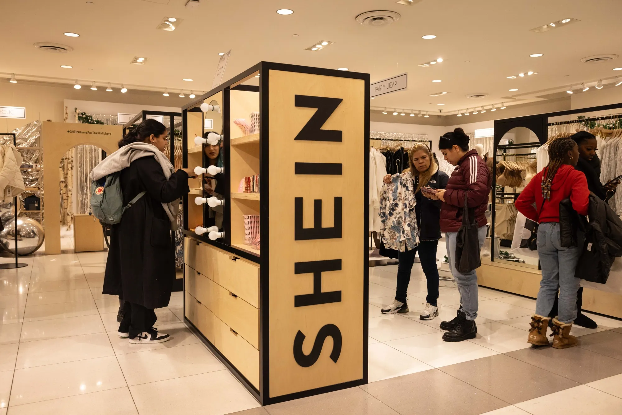 Descubra as formas oficiais de economizar ao máximo na Shein
